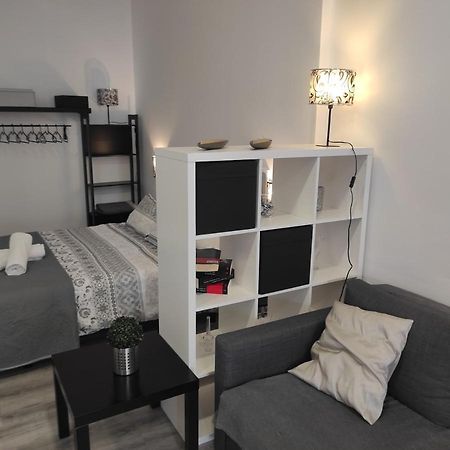 Apartamento Turistico Lyra 바에나 외부 사진